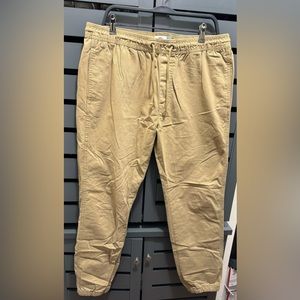 Old Navy Loose Fit Jogger Size L